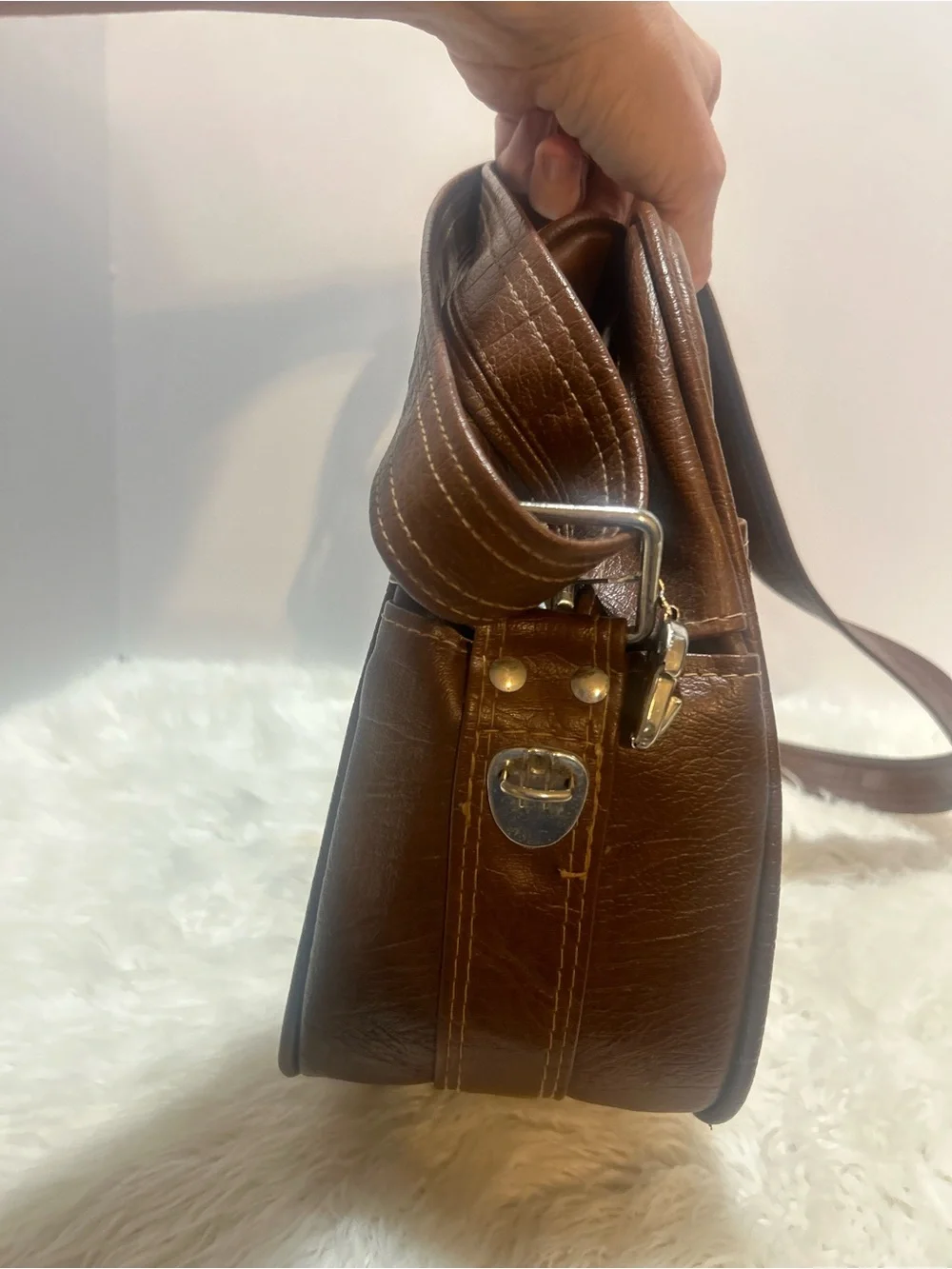 Talon Classic Brown Leather Men’s messenger Bag - Timeless Everyday Style
